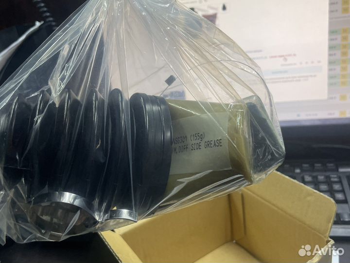 Пыльник шруса mn147170