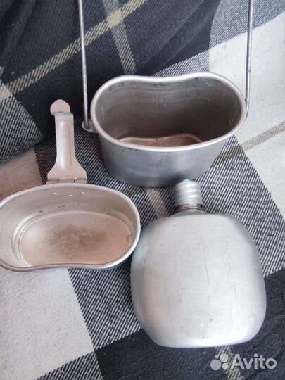 Котелки и фляжки