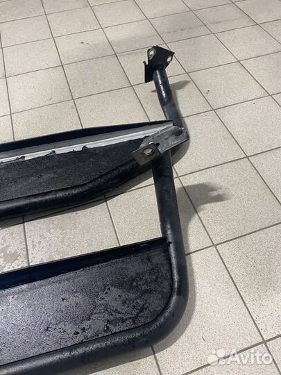 Пороги на nissan mistral