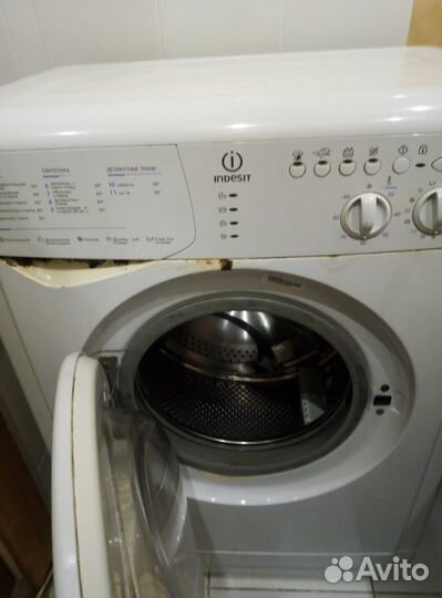 Стиральная машина Индезит на запчасти