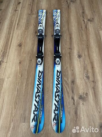 Горные лыжи и ботинки