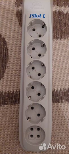 Сетевой фильтр Pilot L, 1,8м