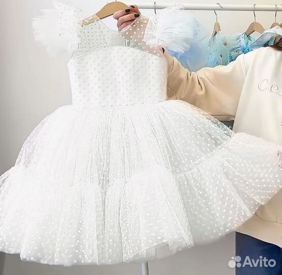 Новые пышные платья 110