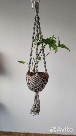 Кашпо для цветов подвесное