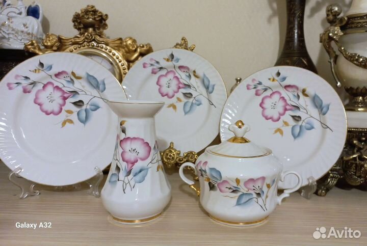 Набор столовой посуды.винтаж