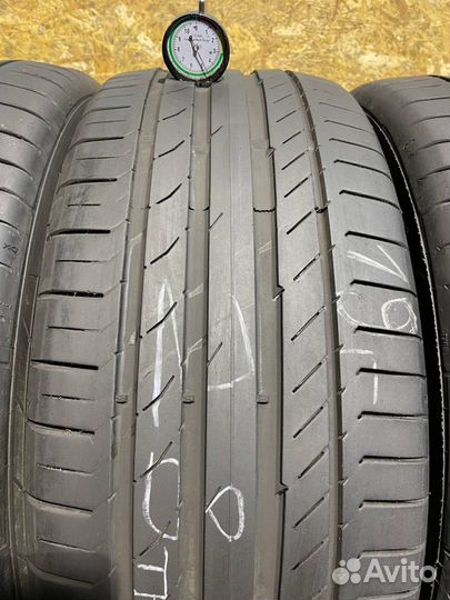 Continental ContiSportContact 5 SUV ContiSeal 235/55 R18