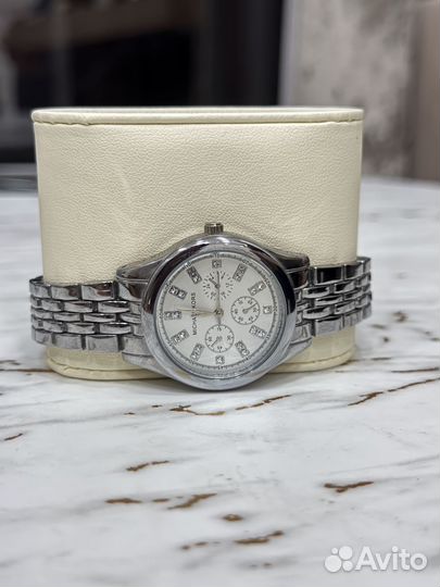 Женские часы