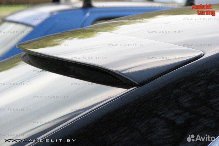 Козырек (спойлер) на стекло Audi A8 D2