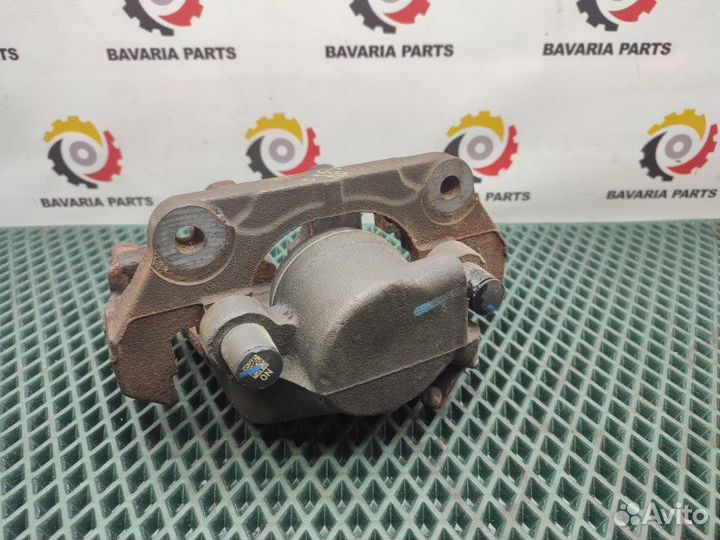 Суппорт тормозной передний правый Bmw X5 F15