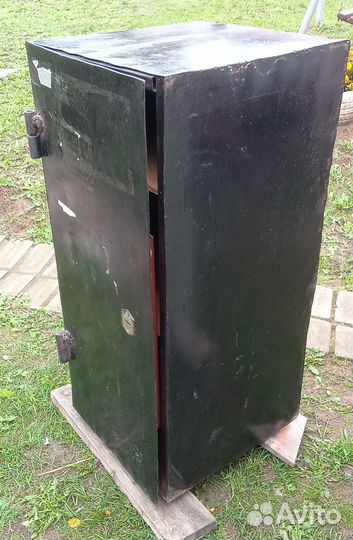 Шкаф-ящик сейф металлический