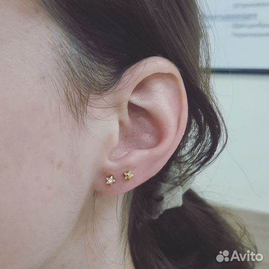 Прокол ушей пистолетом