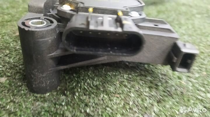 Педаль газа Chevrolet Captiva 2012