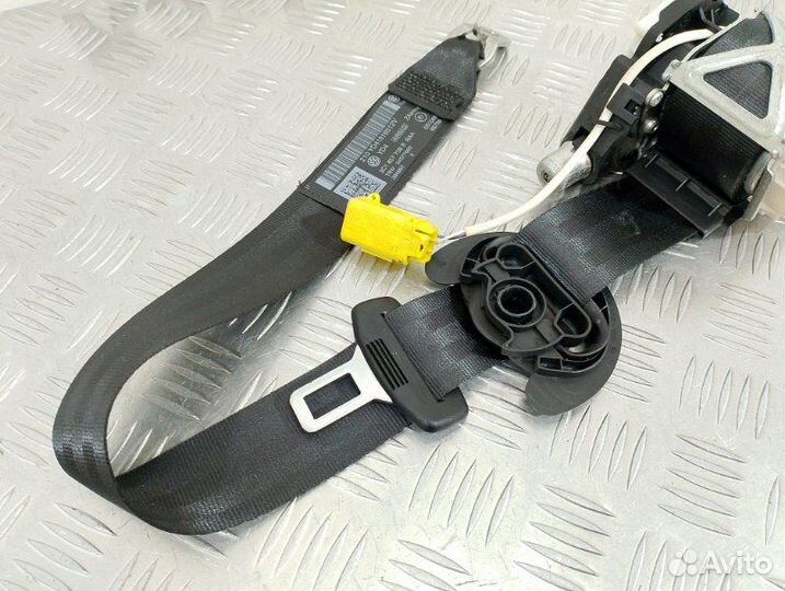 Ремень безопасности передний правый Volkswagen