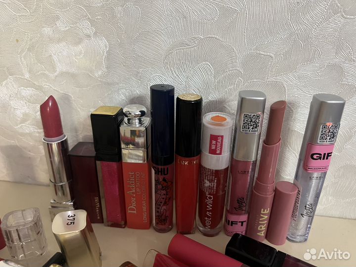 Помады б/у пакетом Оригинал