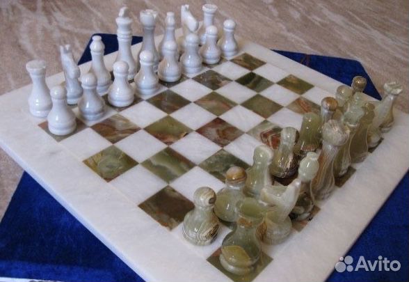 Шахматы оникс