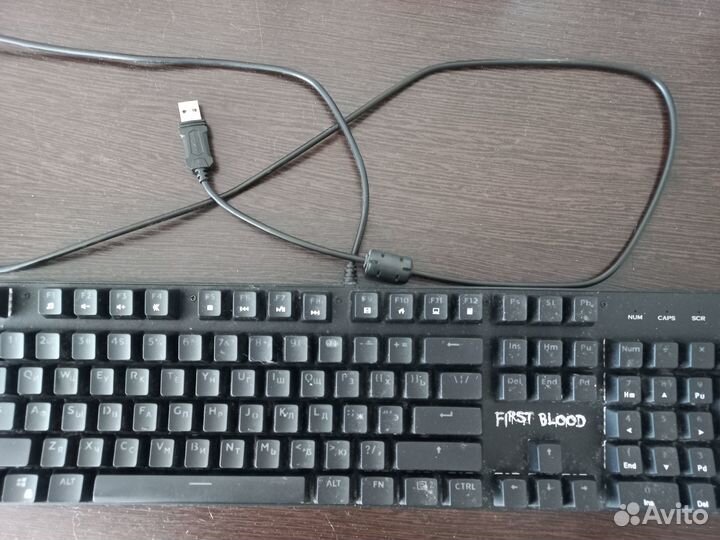 Игровая клавиатура с подсветкой