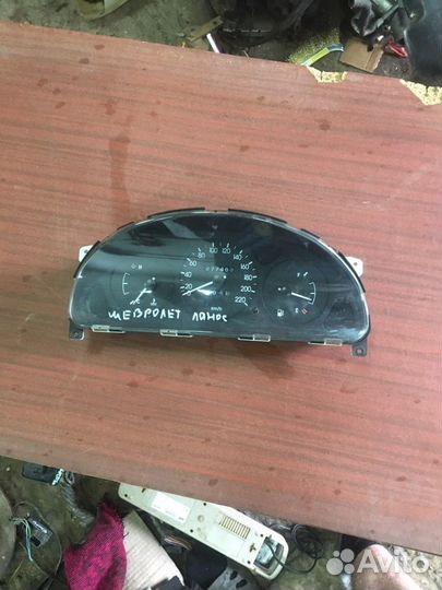 Панель приборов Chevrolet Lanos
