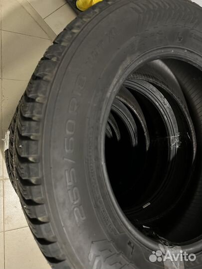 Nokian Tyres Hakkapeliitta 8 SUV 265/60 R18
