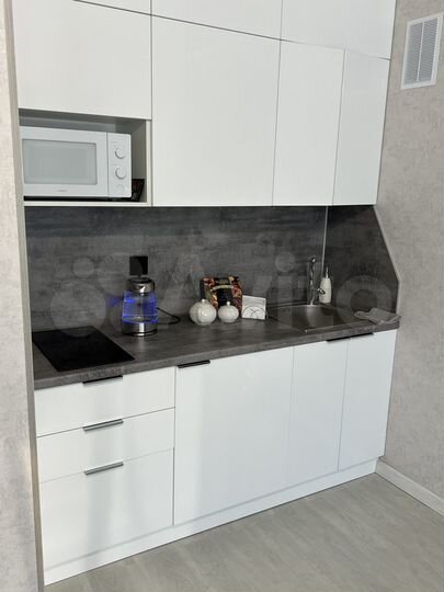 Квартира-студия, 28 м², 1/9 эт.