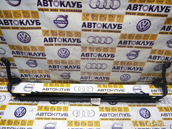 Балка подрадиаторная Вольво S40-2 V50