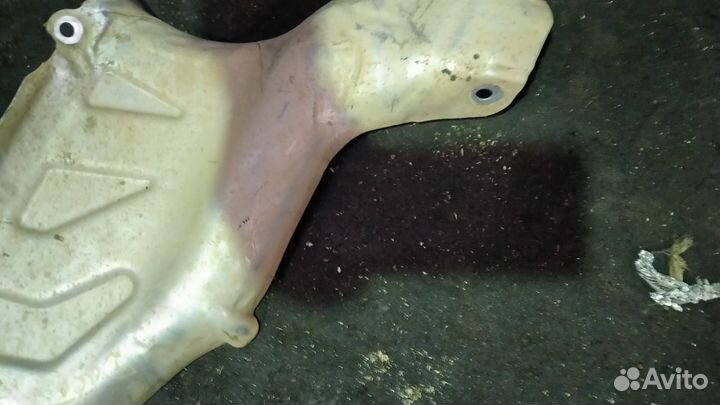 Экран тепловой Renault Duster