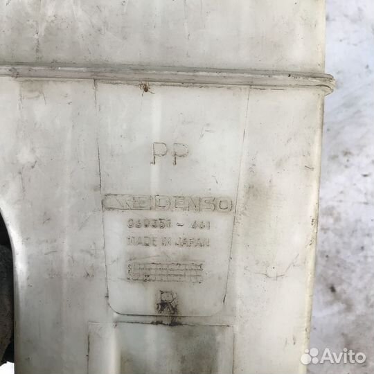 Бачок омывателя Mitsubishi Lancer, Colt, Mirage