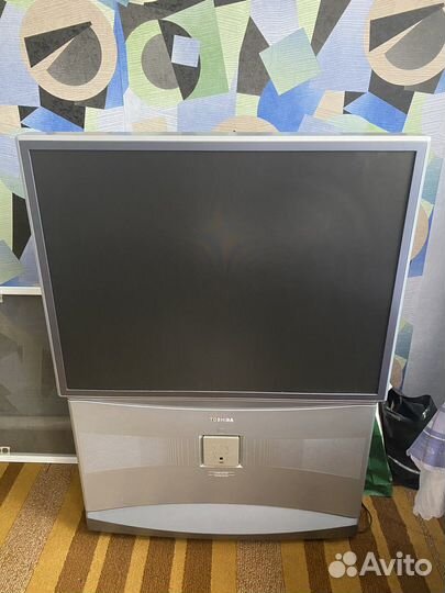 Проекционный телевизор toshiba