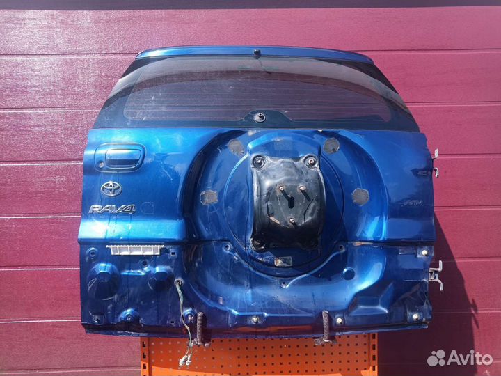 Крышка багажника Тойота Рав 4