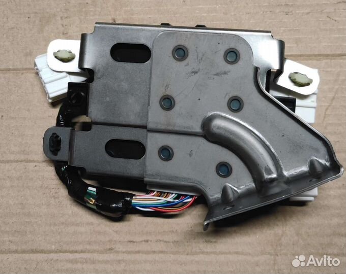 Блок парктроников Mitsubishi Outlander 3 8638A229