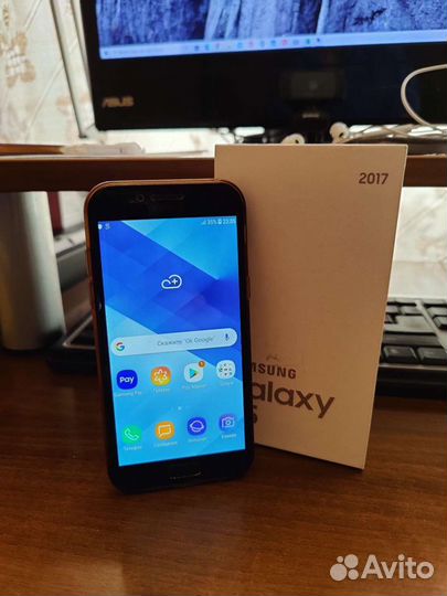 Телефон Samsung galaxy a5 2017