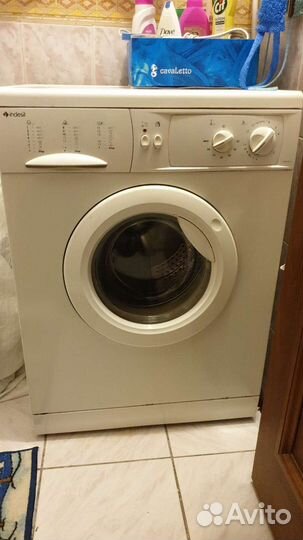 Стиральная машина indesit Италия на запчасти