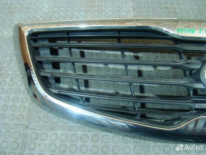 KIA Sportage 3 Решетка радиатора