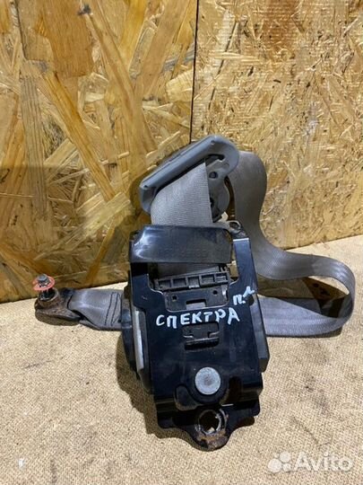 Ремень безопасности передний левый Kia Spectra