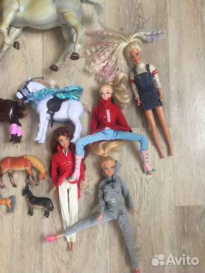 Фигурки лошадок, куклы/наездницы