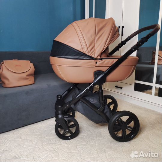 Коляска Verdi Mocca 3 в 1. Карамель