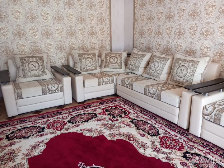 2 дивана и кресло