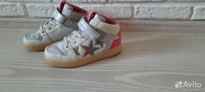 Кроссовки для девочки demix