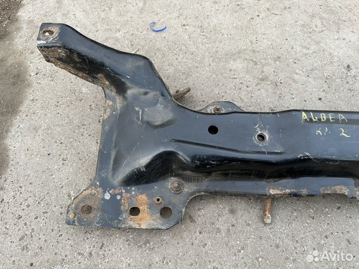 Подрамник передний Fiat Albea