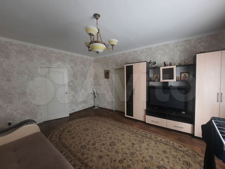 Комната 16 м² в 2-к., 1/2 эт.