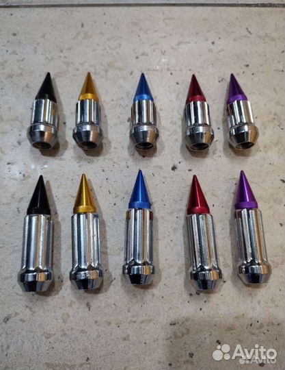 Колесные гайки пики