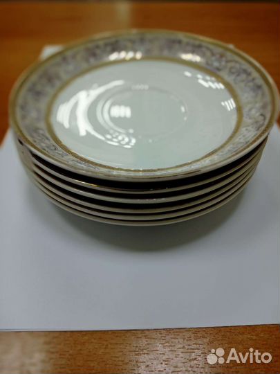 Тарелки десертные Германия