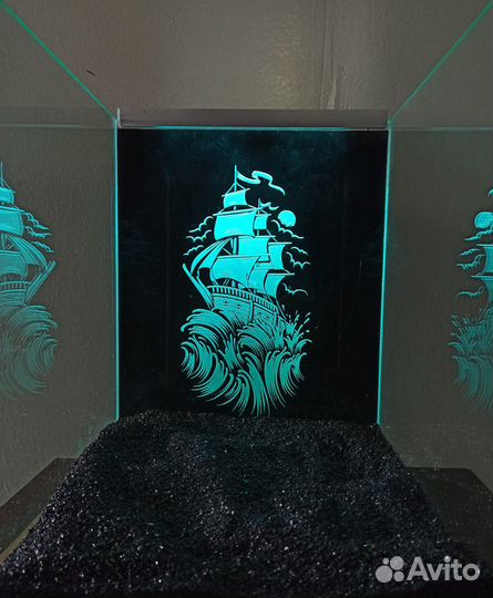 Эксклюзивный Аквариум 30 литров с гравировкой