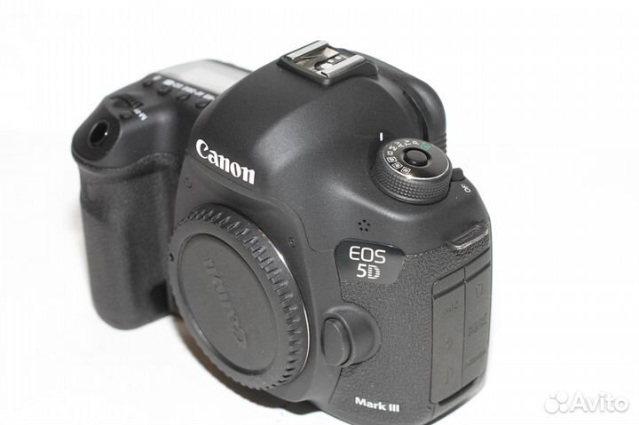 Canon EOS 5D Mark 3 (body)
