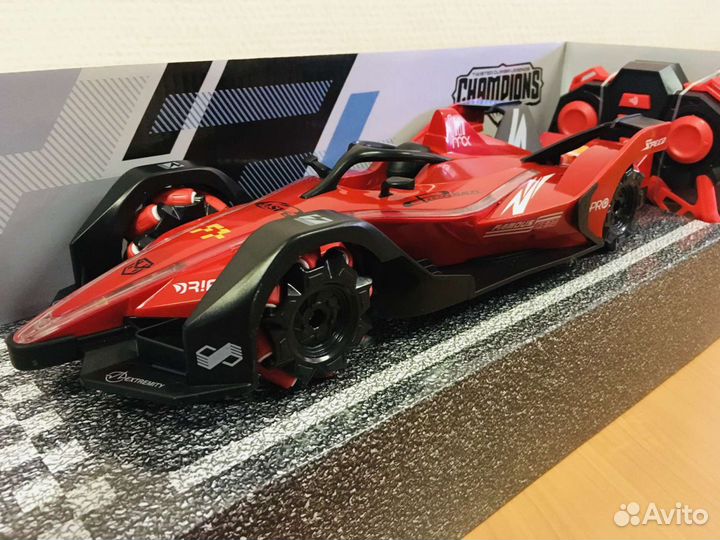 Радиоуправляемая гоночная машина F1