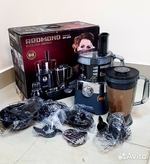 Новая кухонная машина Redmond