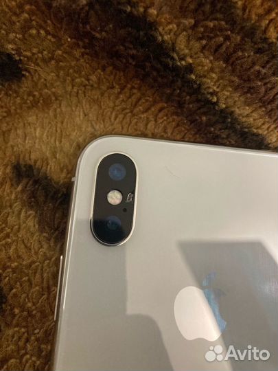 iPhone X, 64 ГБ
