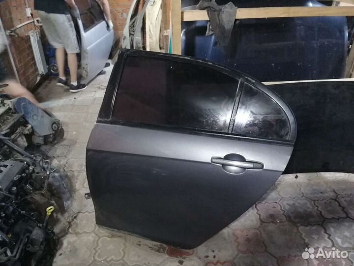 Дверь задняя левая Geely Emgrand EC7