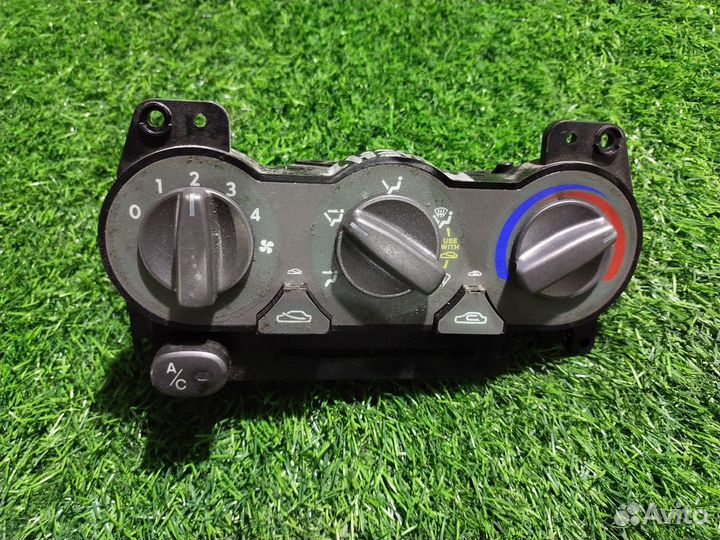 Блок управления климатом Hyundai Accent II