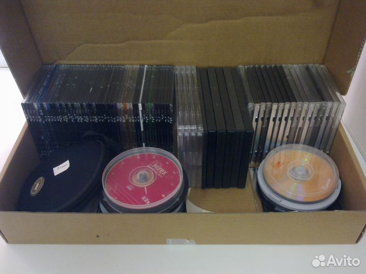 Футляры Кейсы Боксы Диски CD DWD RW R