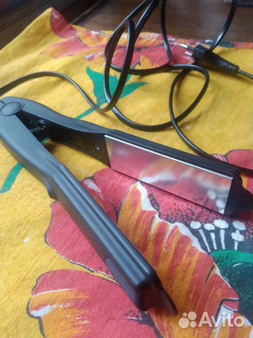 Выпрямитель для волос irit